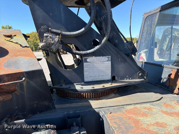 image for item ER3455 1985 Grove RT41AA crane
