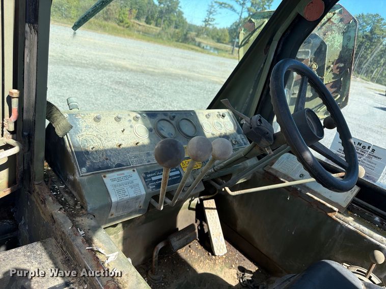 image for item ER3455 1985 Grove RT41AA crane