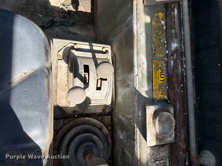 image for item ER3455 1985 Grove RT41AA crane
