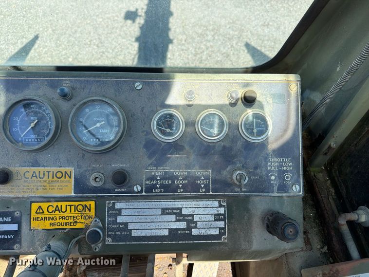 image for item ER3455 1985 Grove RT41AA crane
