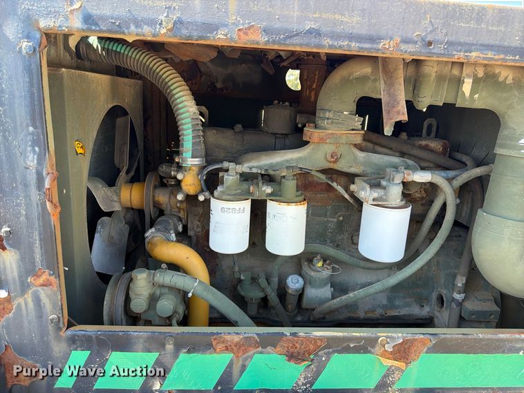 image for item ER3455 1985 Grove RT41AA crane