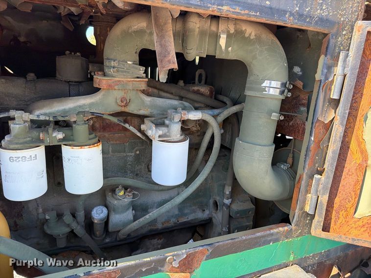 image for item ER3455 1985 Grove RT41AA crane