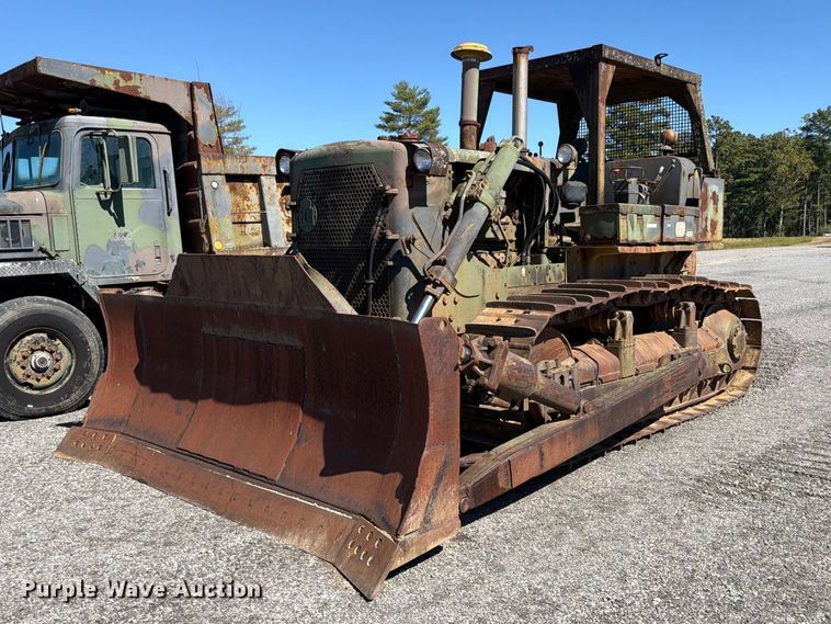 image for item ER3456 1966 Caterpillar D7E dozer