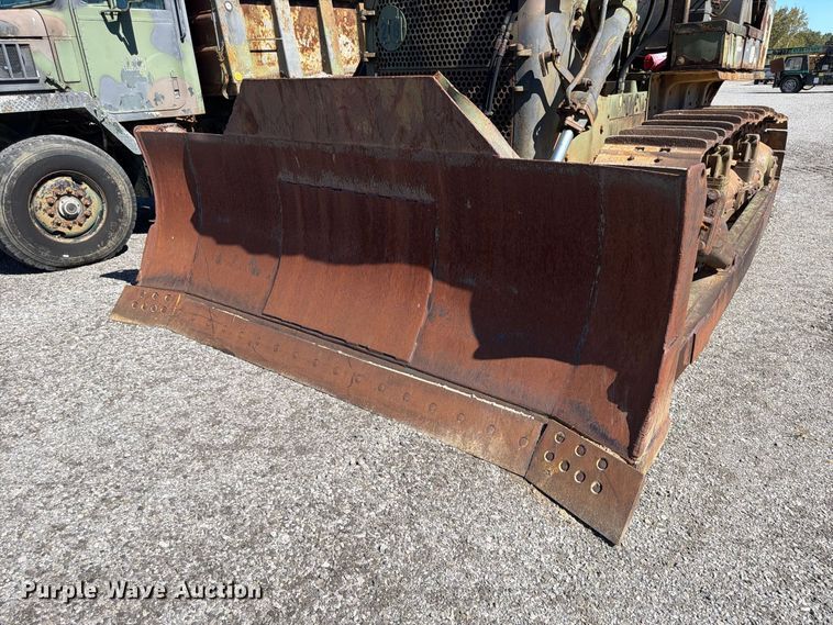 image for item ER3456 1966 Caterpillar D7E dozer