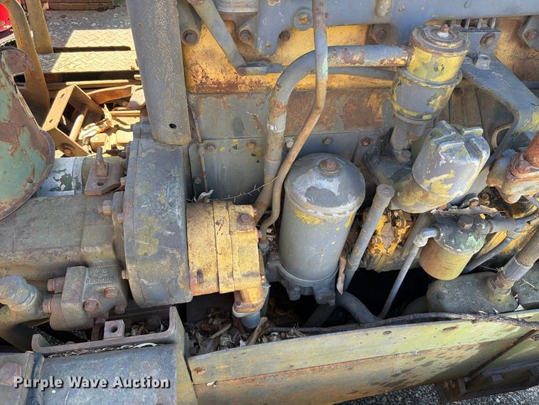 image for item ER3456 1966 Caterpillar D7E dozer
