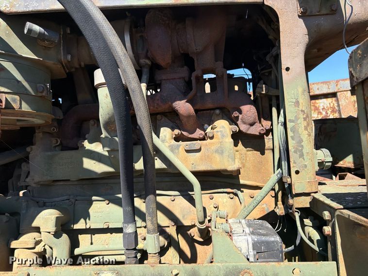 image for item ER3456 1966 Caterpillar D7E dozer