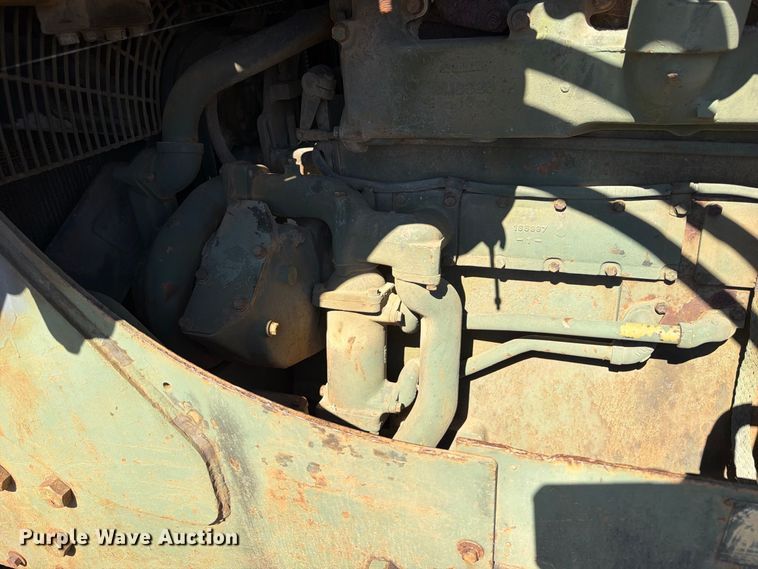 image for item ER3456 1966 Caterpillar D7E dozer