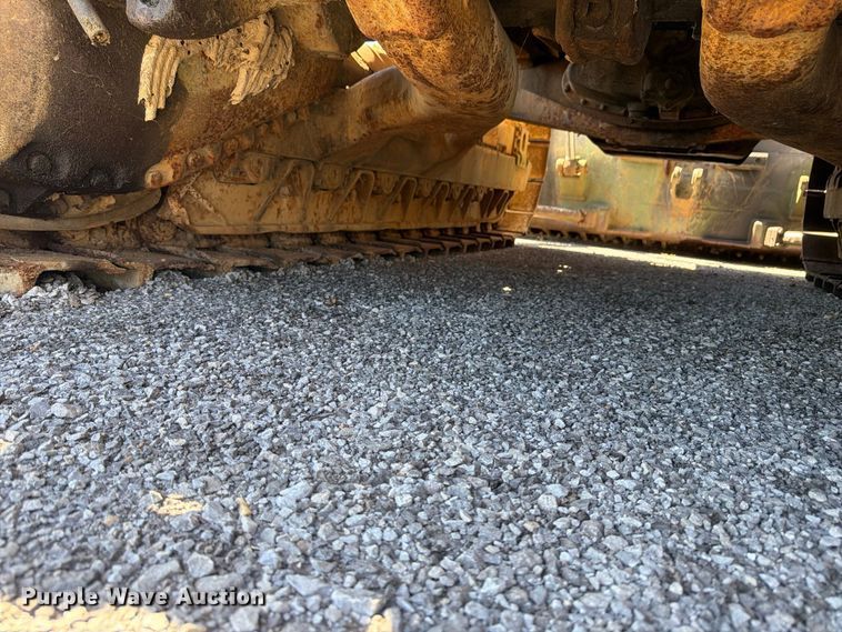 image for item ER3456 1966 Caterpillar D7E dozer