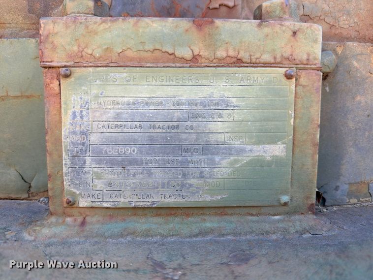 image for item ER3456 1966 Caterpillar D7E dozer