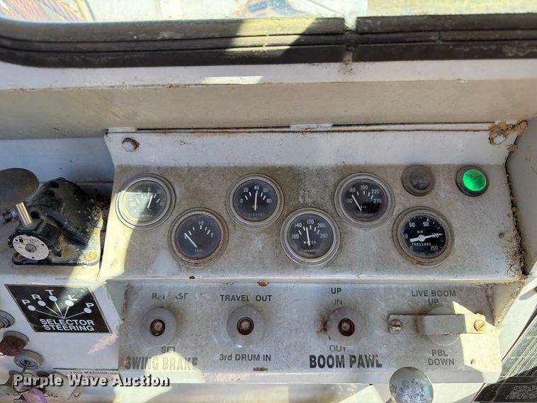 image for item ER3457 1971 Koehring 440 crane truck