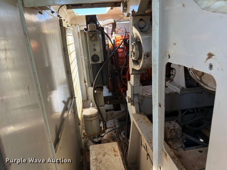 image for item ER3457 1971 Koehring 440 crane truck