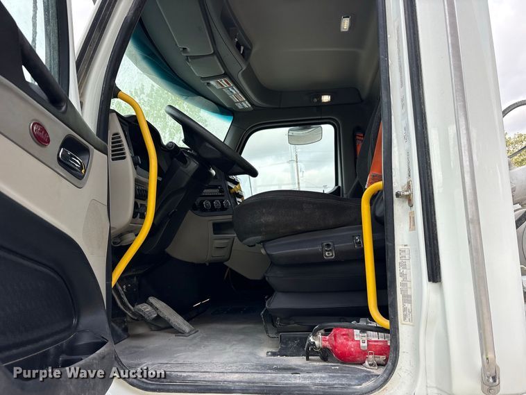 image for item ES8188 2024 Peterbilt 567 ready mix truck