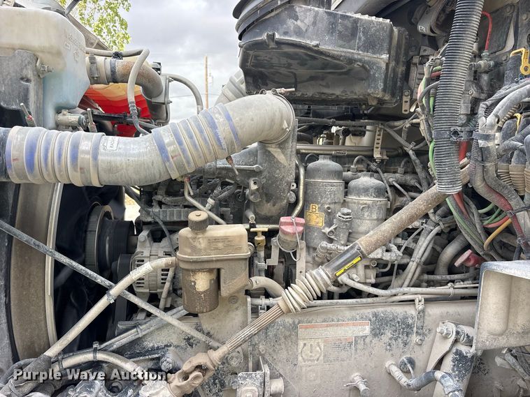 image for item ES8188 2024 Peterbilt 567 ready mix truck