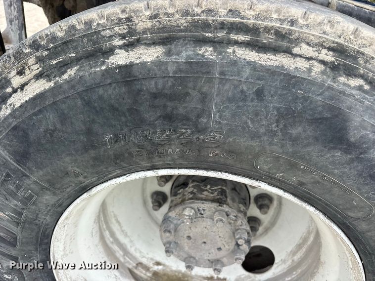 image for item ES8188 2024 Peterbilt 567 ready mix truck