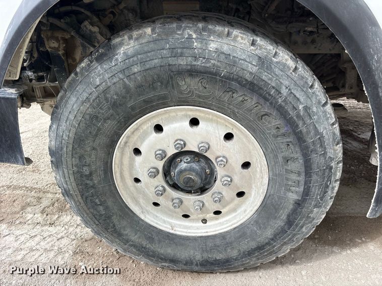 image for item ES8188 2024 Peterbilt 567 ready mix truck