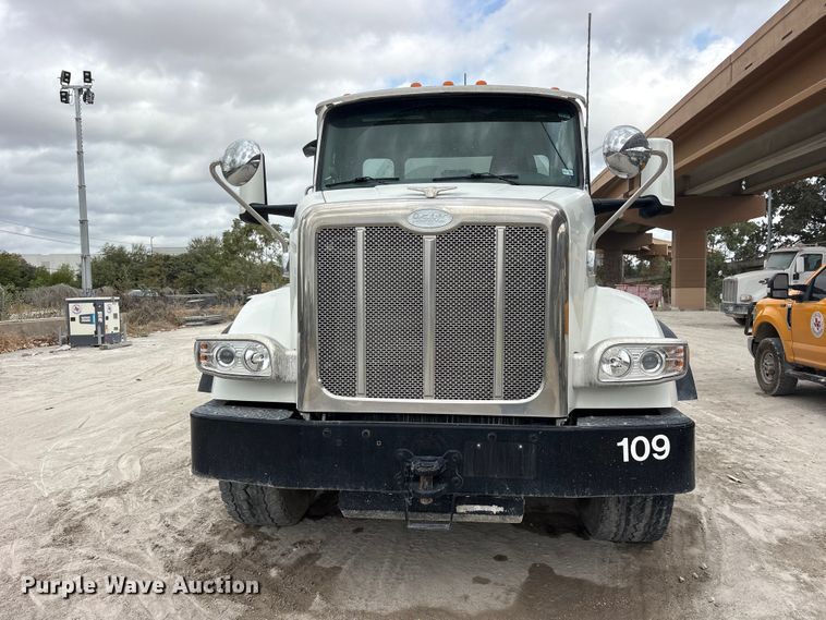 image for item ES8189 2024 Peterbilt 567 ready mix truck
