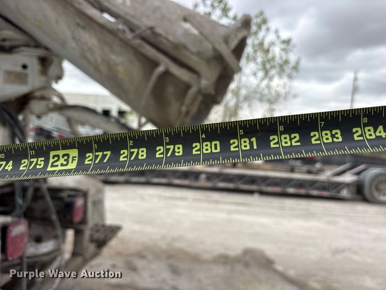 image for item ES8190 2024 Freightliner 114SD ready mix truck