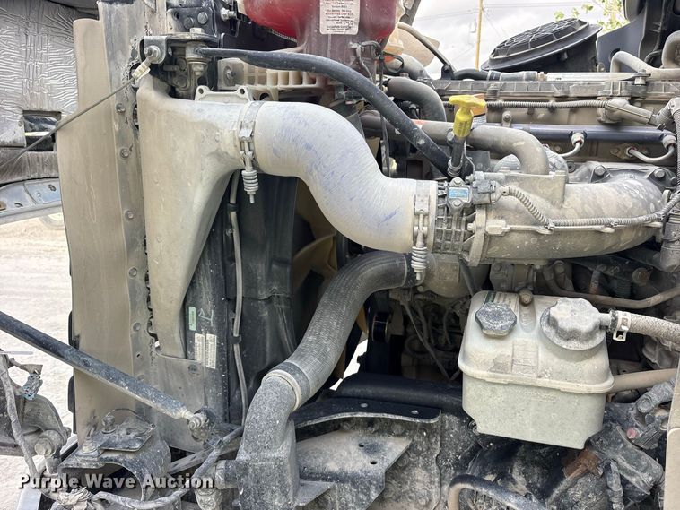 image for item ES8190 2024 Freightliner 114SD ready mix truck