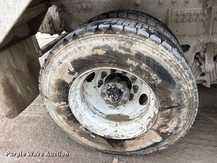 image for item ES8190 2024 Freightliner 114SD ready mix truck