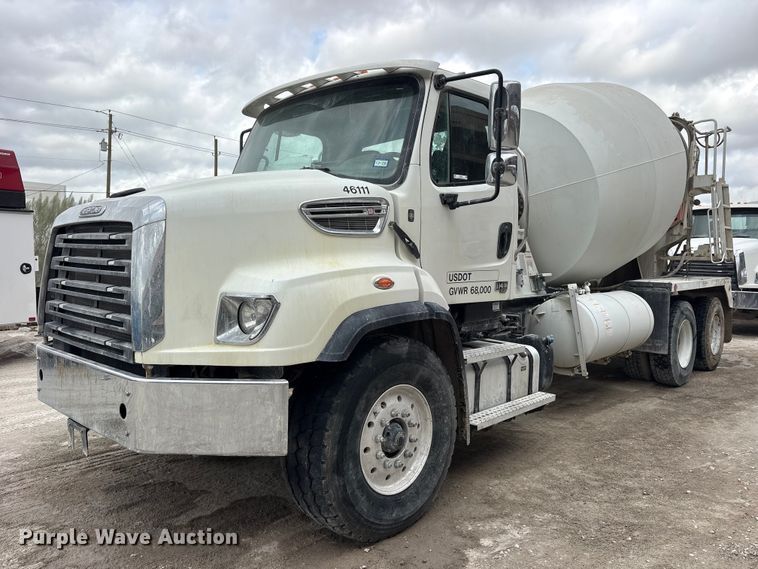2024 Freightliner 114SD ready mix truck