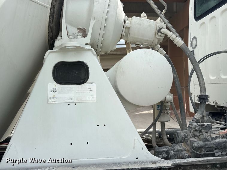 image for item ES8191 2024 Freightliner 114SD ready mix truck