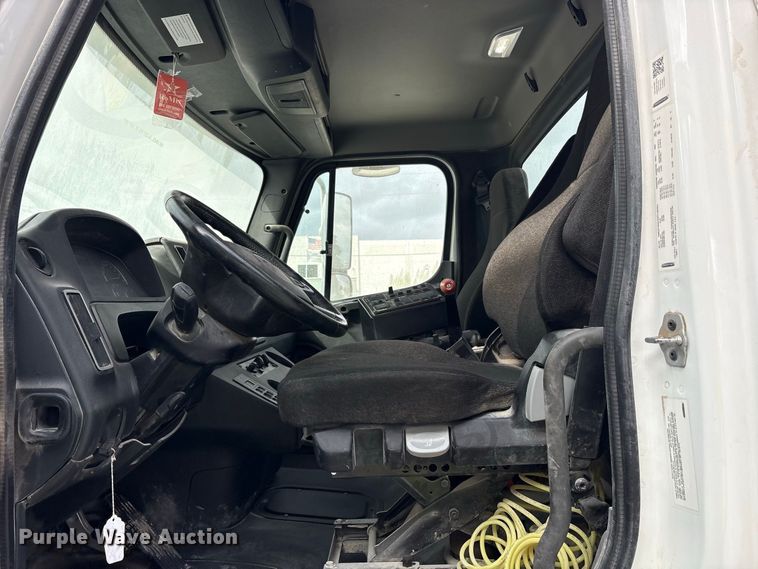 image for item ES8191 2024 Freightliner 114SD ready mix truck