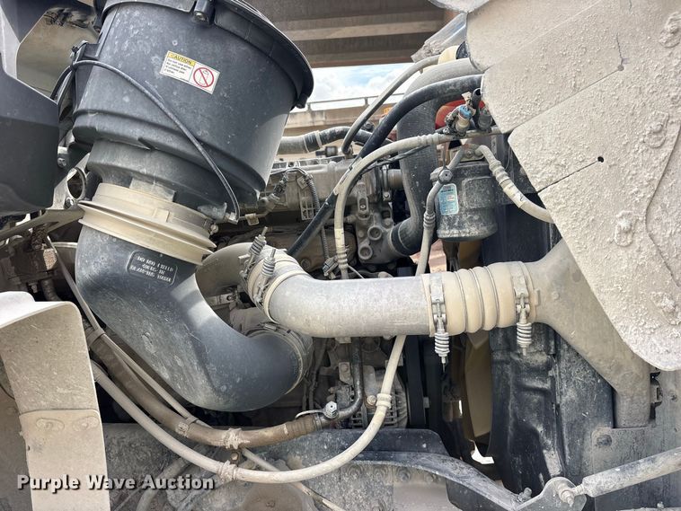 image for item ES8191 2024 Freightliner 114SD ready mix truck