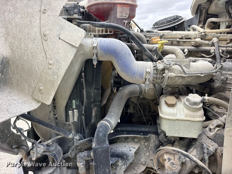 image for item ES8191 2024 Freightliner 114SD ready mix truck