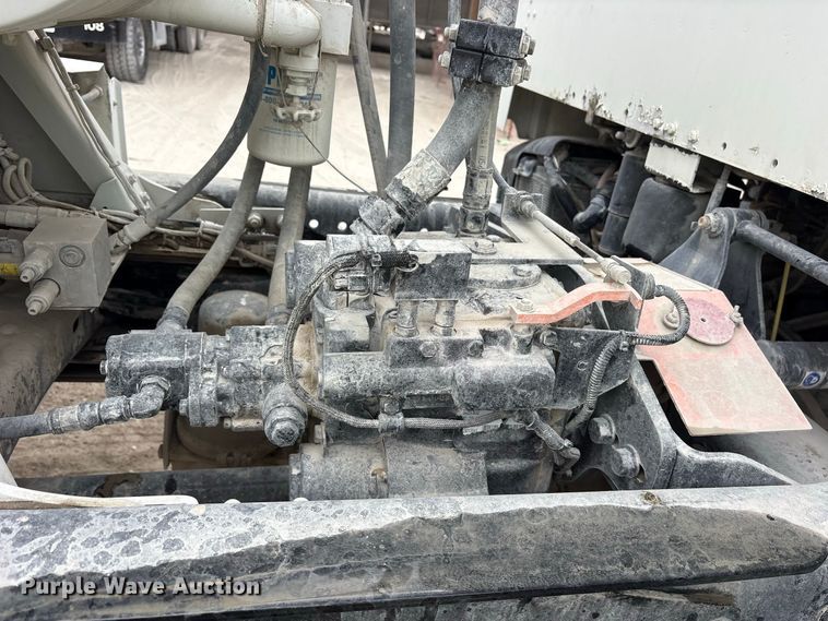 image for item ES8191 2024 Freightliner 114SD ready mix truck