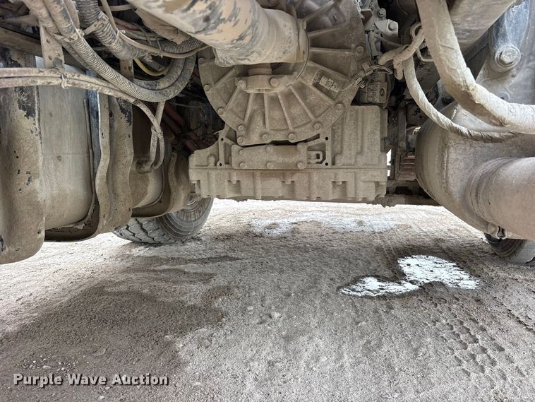 image for item ES8191 2024 Freightliner 114SD ready mix truck