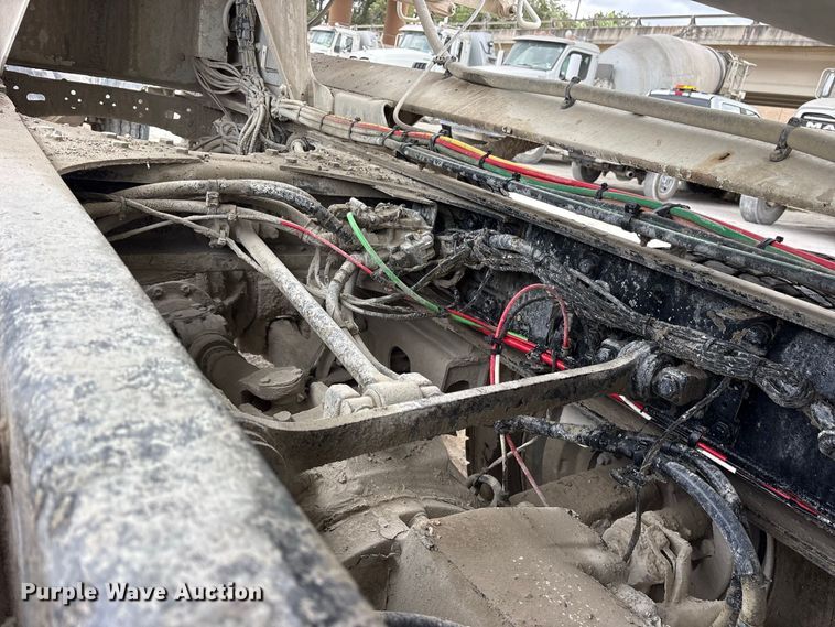 image for item ES8191 2024 Freightliner 114SD ready mix truck