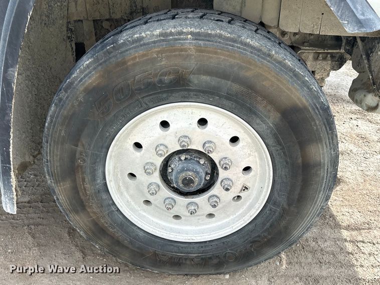 image for item ES8191 2024 Freightliner 114SD ready mix truck