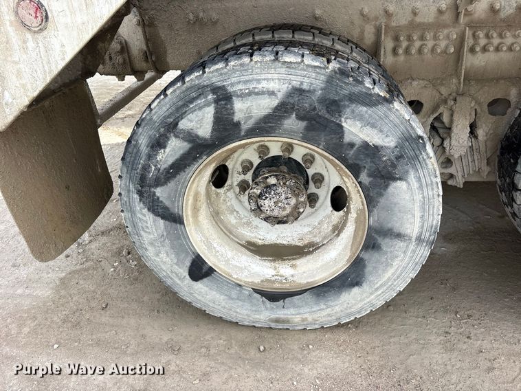 image for item ES8191 2024 Freightliner 114SD ready mix truck