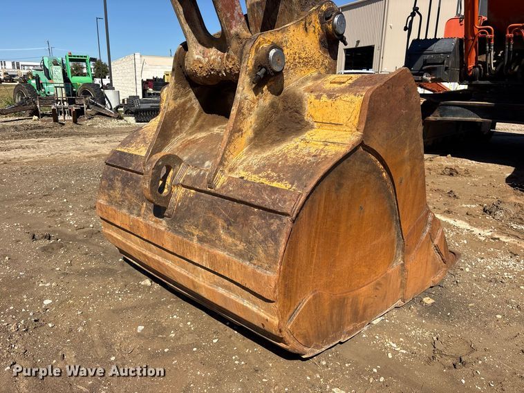 image for item ES8217 2017 Hitachi ZX470 LC-6 excavator
