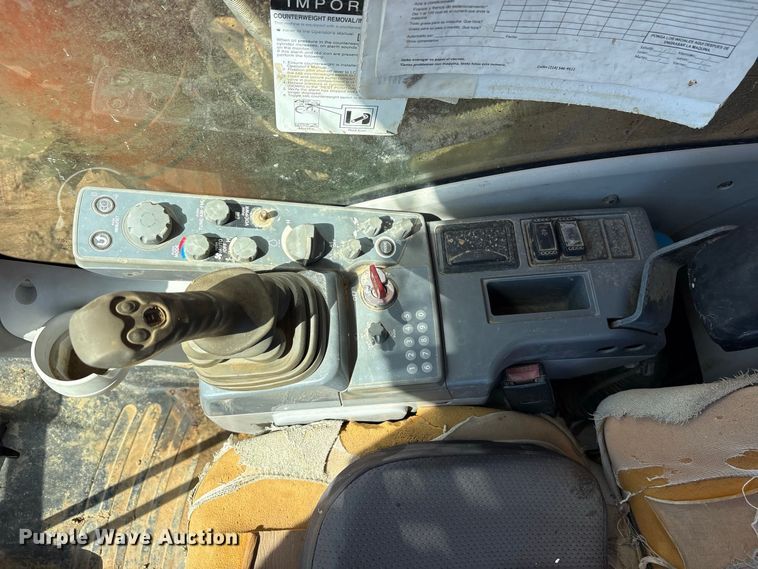 image for item ES8217 2017 Hitachi ZX470 LC-6 excavator