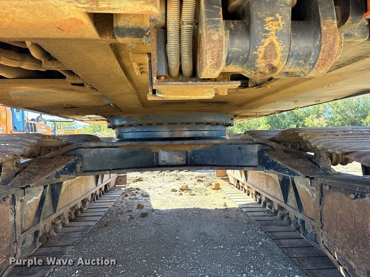 image for item ES8217 2017 Hitachi ZX470 LC-6 excavator