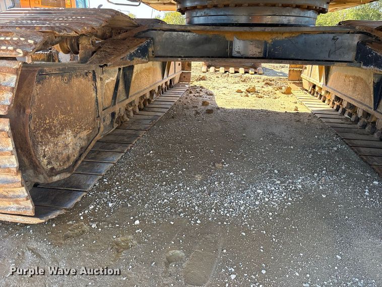 image for item ES8217 2017 Hitachi ZX470 LC-6 excavator