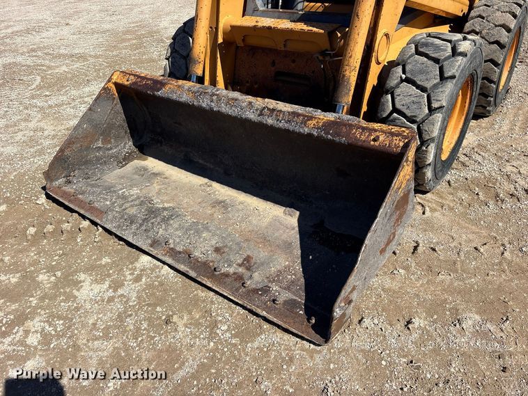 image for item ES8218 1998 Case 95XT skid steer loader