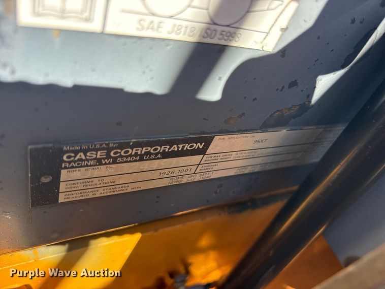 image for item ES8218 1998 Case 95XT skid steer loader