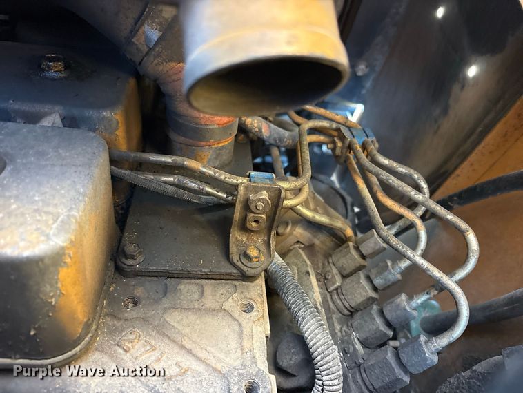 image for item ES8218 1998 Case 95XT skid steer loader