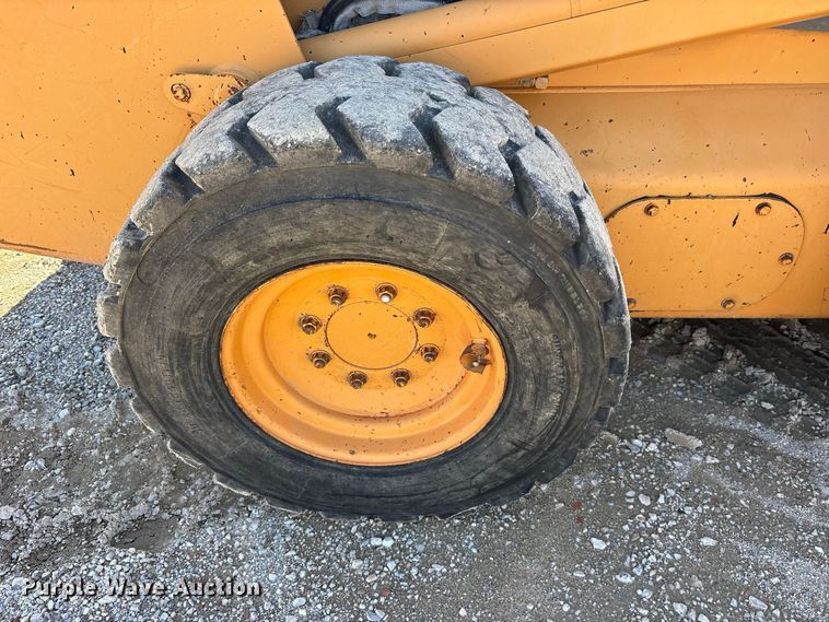 image for item ES8218 1998 Case 95XT skid steer loader
