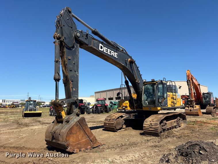 image for item ES8219 2017 John Deere 470G LC excavator