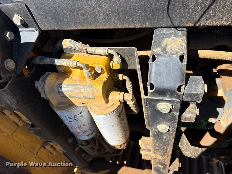 image for item ES8219 2017 John Deere 470G LC excavator