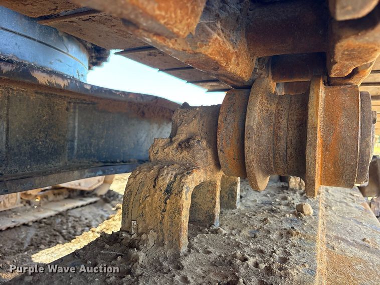 image for item ES8219 2017 John Deere 470G LC excavator