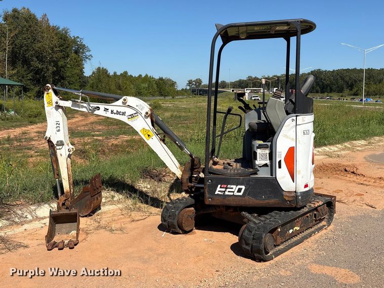 image for item ES8279 2018 Bobcat E20 mini excavator