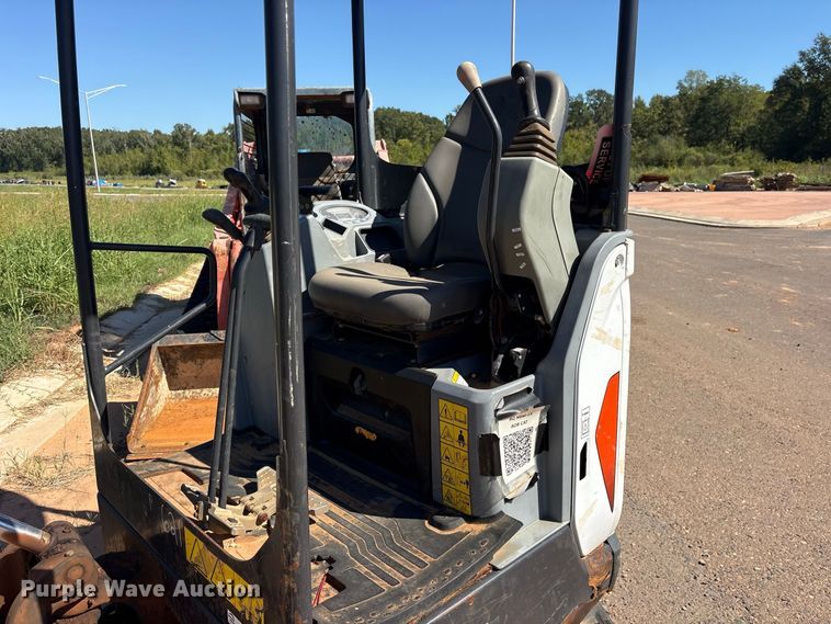 image for item ES8279 2018 Bobcat E20 mini excavator