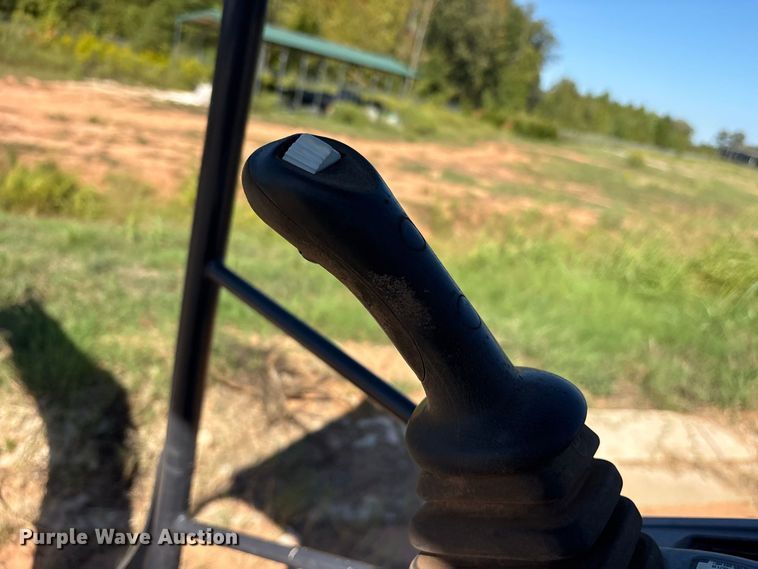 image for item ES8279 2018 Bobcat E20 mini excavator
