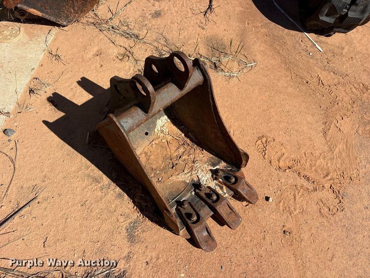 image for item ES8279 2018 Bobcat E20 mini excavator