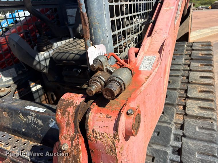 image for item ES8280 2016 Kubota SVL 95-2S tracked skid steer loader