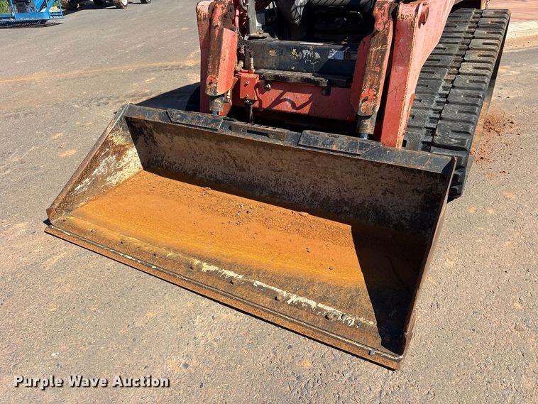 image for item ES8280 2016 Kubota SVL 95-2S tracked skid steer loader
